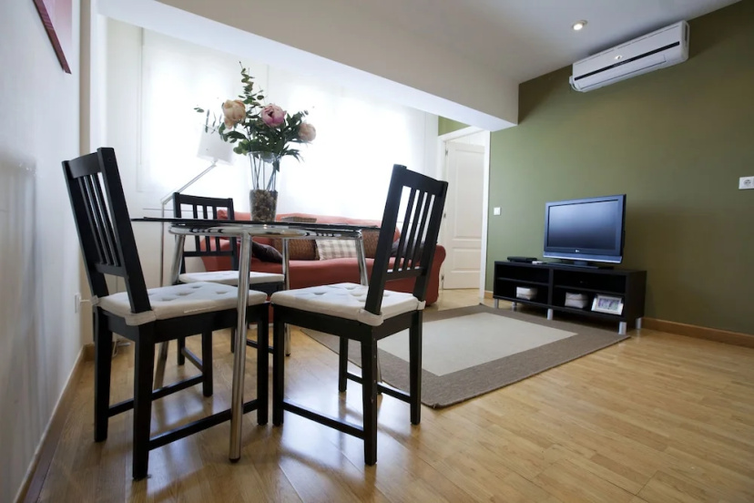 Apartamentos Alcalá — отзывы гостей и цены