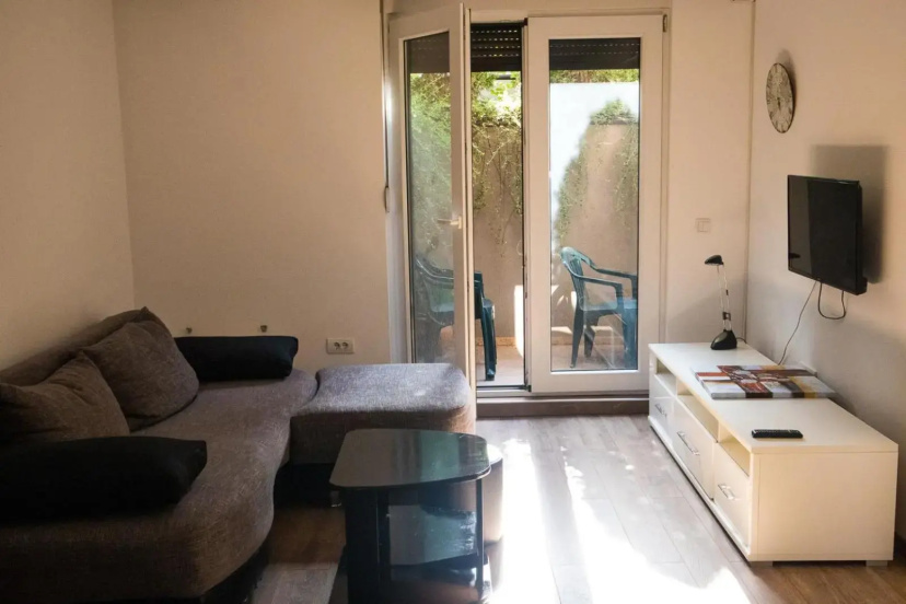 Dukes Apartment — отель с удобствами в Белграде