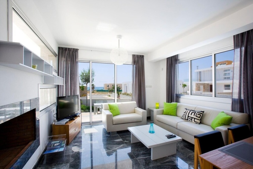 Paradise Cove Luxurious Beach Villas Cerulean 1 Bedroom Villa 3 — отель в Пафос, Кипр