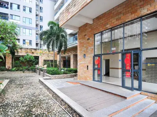 Цены на Sanya Xiaolu Chen Haijing Holiday Apartment Dadonghai Store в Санье