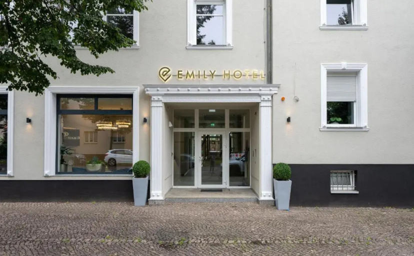 Emily Hotel Leipzig Neue Messe - Hotel in Leipzig - Photo 1