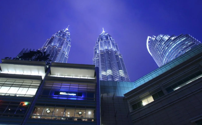 AC Hotel Kuala Lumpur — отель с удобствами в Куала-Лумпуре