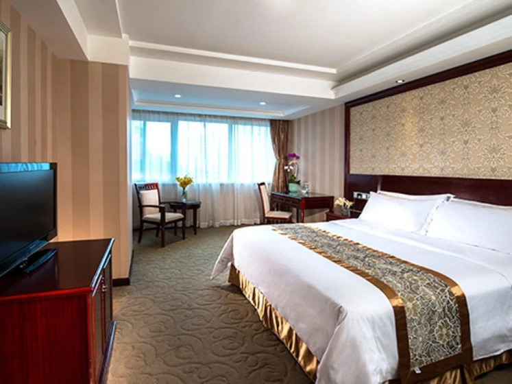 Цены на Vienna Hotel Shenzhen Fenghuang Road в Шэньчжэне