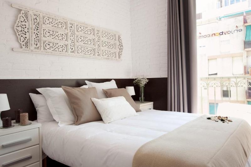 Enjoybcn Gaudi Apartments — забронировать отель в Барселоне