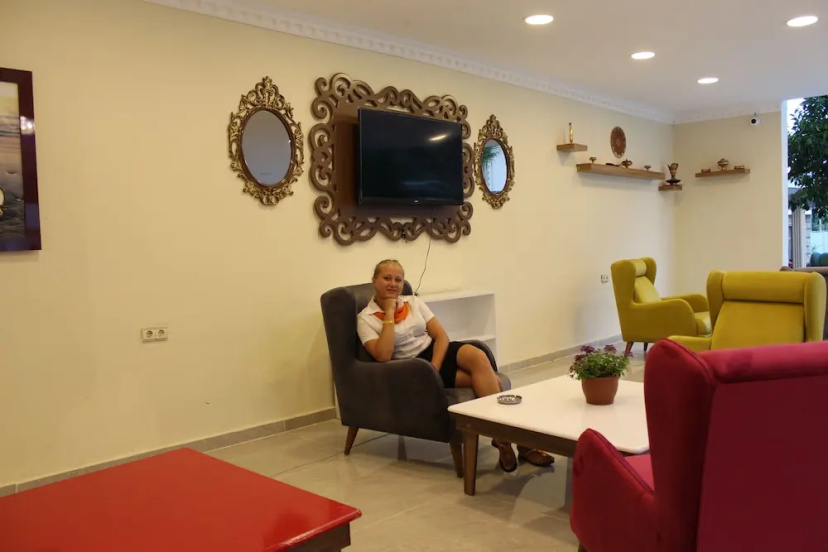 Hotel Gold Stone — отзывы гостей и цены