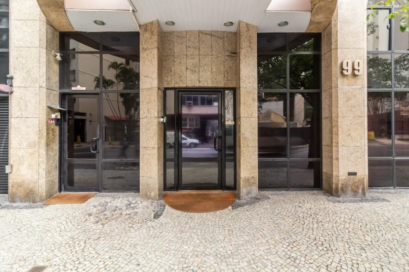 12 Minutes From Copacabana Beach Pl708 — забронировать отель в Рио