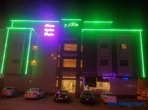 Makarim Najd Apartments 3 — комфортный отель в Рияде