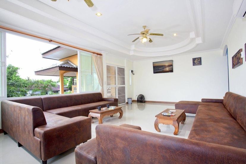 Villa Patiharn Khao Talo — забронировать отель в Паттайе