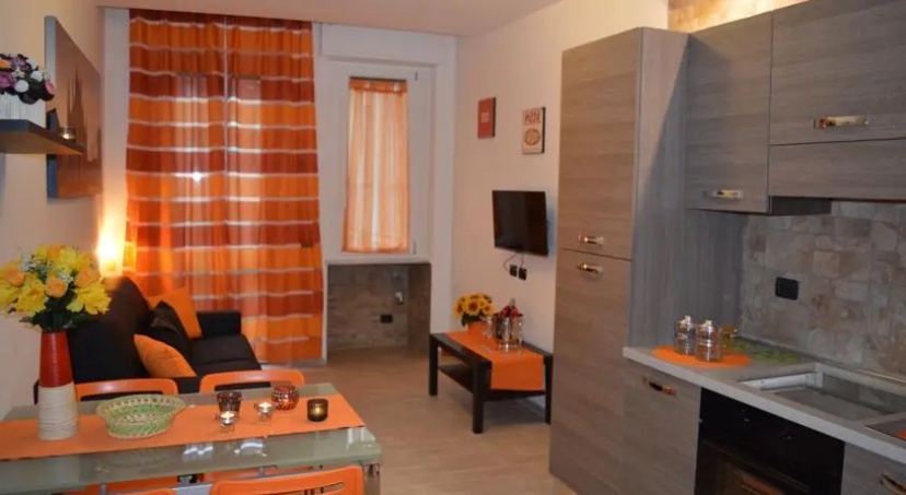 Home Holidays Milano — отель в Милане, Италия