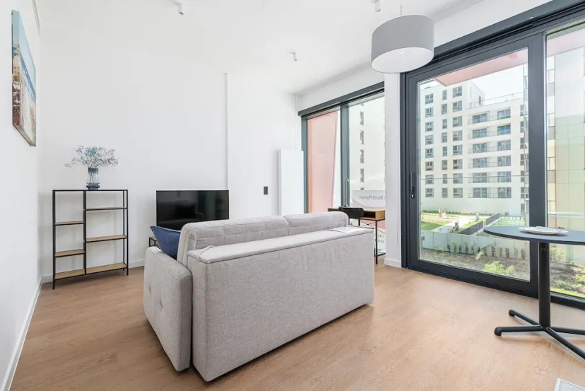 RentPlanet - Apartament Prosta — отель с удобствами в Варшаве