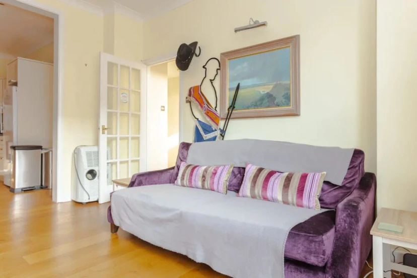 Peaceful 2 Bedroom Apartment in Affluent Fulham — комфортный отель в Лондоне