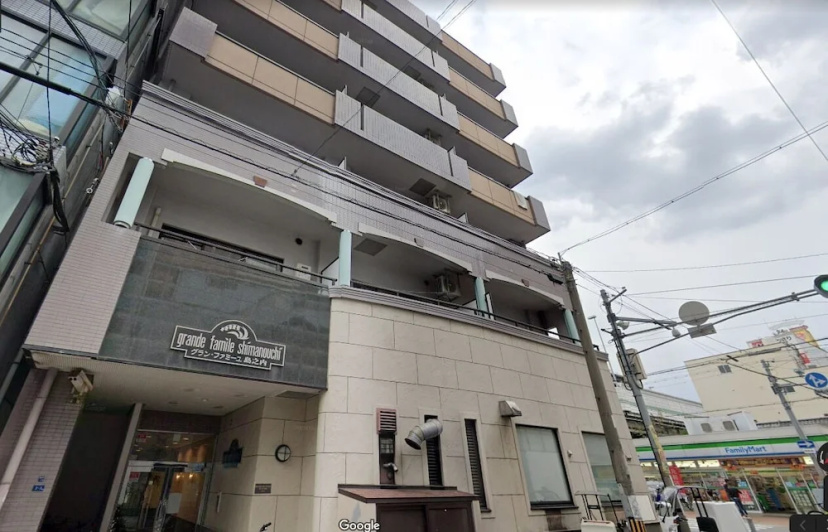 Grande Famille Shimanouchi Dotonbori Condo — отель с удобствами в Осаке