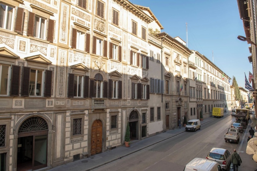 Mamo Florence - Cavour Rosa Apartment — комфортный отель в Флоренции
