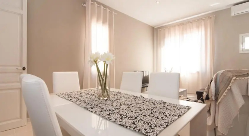 Bohemian Rhapsody 3 Bedrooms Gracia — комфортный отель в Барселоне