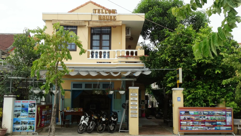Yellow House Homestay — комфортный отель в Дананге