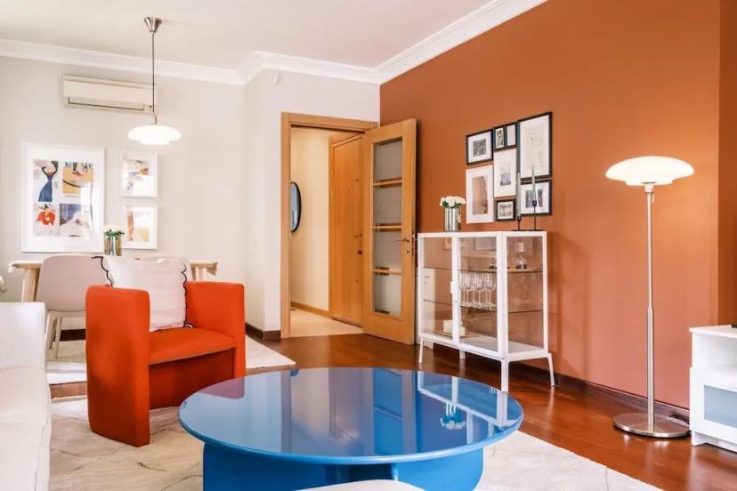 Spacious Flat 3 min to Coast and Bagdat Avenue — комфортный отель в Стамбуле