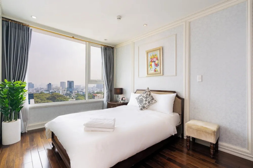 Salute de Léman - Luxury Apartment District 3 — отель с удобным расположением в Хошимине