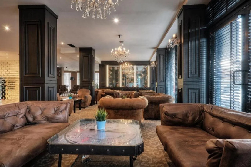 Grand Hotel Bansko — забронировать отель в Банско