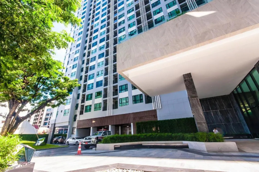 Central Pattaya Residence-The Base Condo — забронировать отель в Паттайе