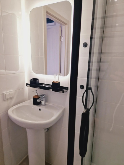 Apartamenty na ulice imeni Vladimira Zirinovskogo 1 — комфортный отель в Южно-Сахалинске