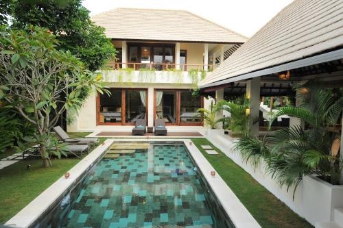 The Lane Villa — отель с удобным расположением в Кута