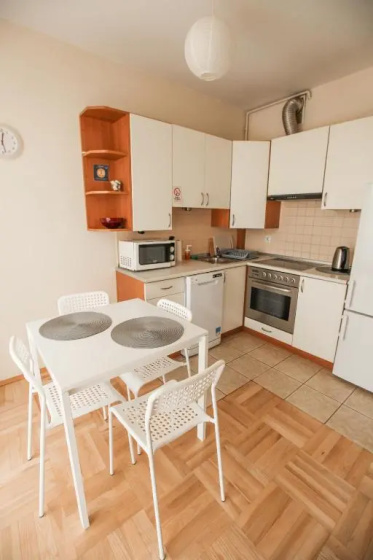 Цены на Green Kabaty Apartment 2 в Варшаве
