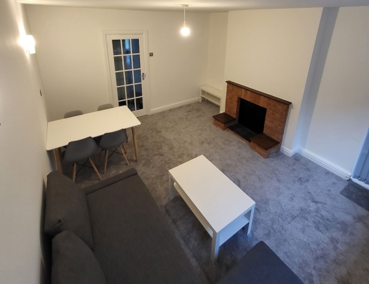 Impeccable 3-bed Apartment in London Fresh Decor!! — забронировать отель в Лондоне