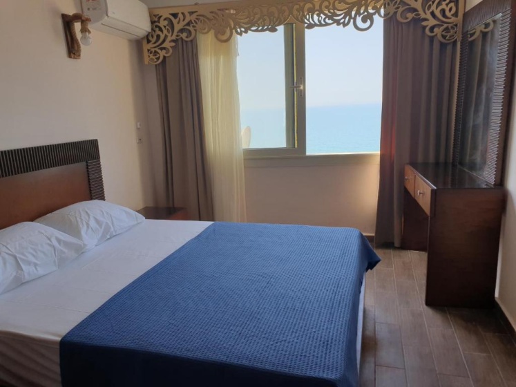 Sea point apartment — отель в Александрии, Египет