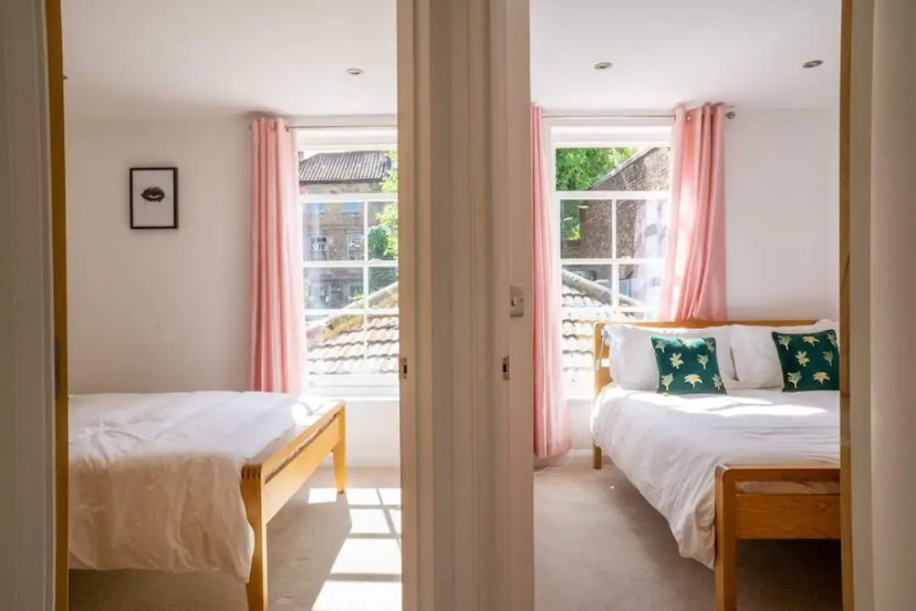 Trendy & Central 2BD Flat -brick Lane, Shoreditch! — комфортный отель в Лондоне