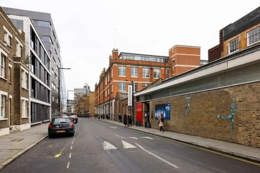 The London Bridge Escape - Stylish 2BDR House in the Heart of London 3 — отель в Лондоне, Соединенное Королевство