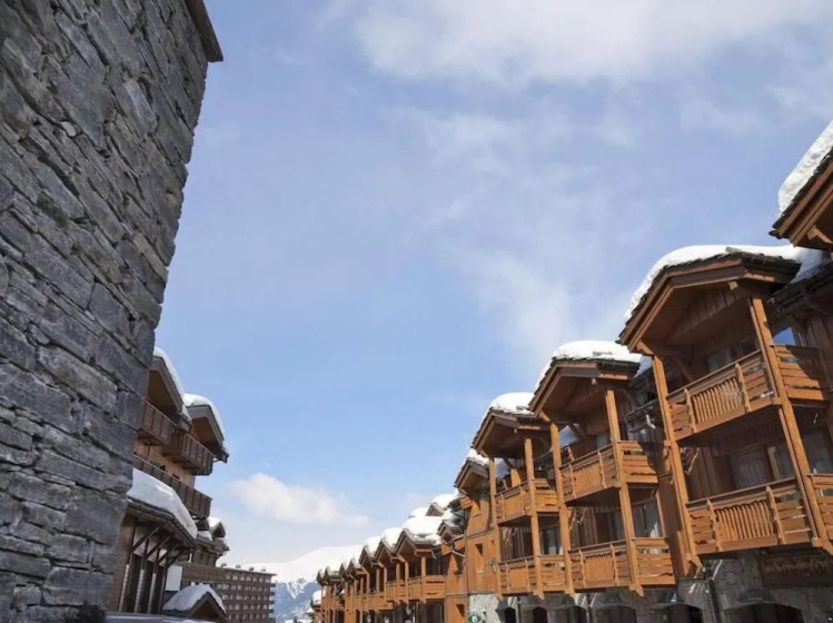 Residence Les Chalets du Forum 1850 — всё о проживании в Куршевеле