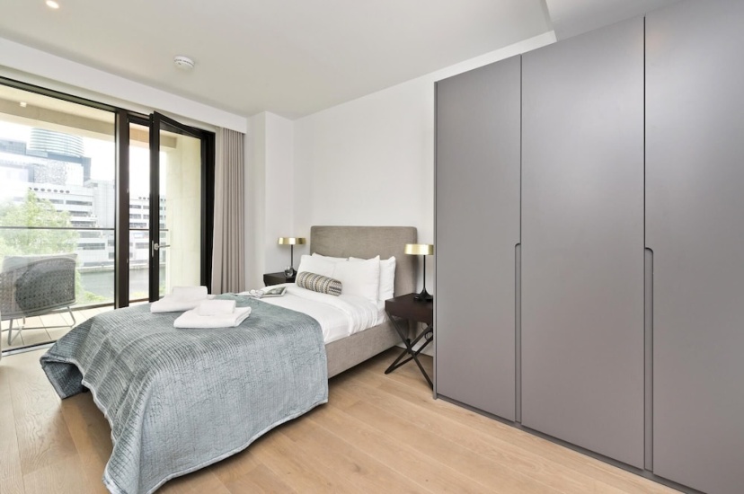 Deluxe one Bedroom Apartment in Canary Wharf — комфортный отель в Лондоне