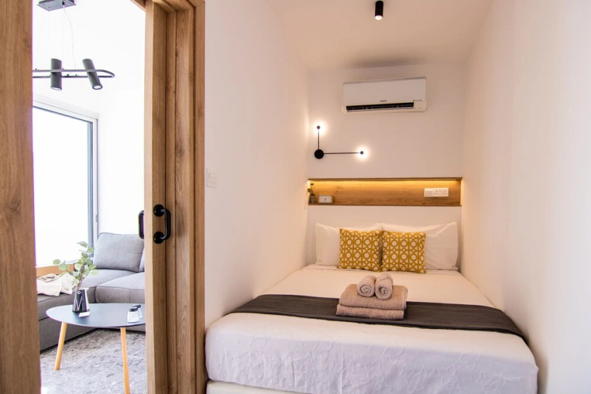 Phaedrus Living: Seaview Studio Suite Lighthouse 52 — комфортный отель в Пафос