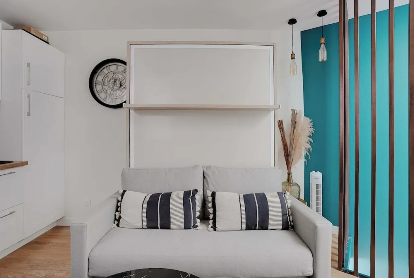 Цены на Cosy Apartment With 2 Rooms in Marais в Париже