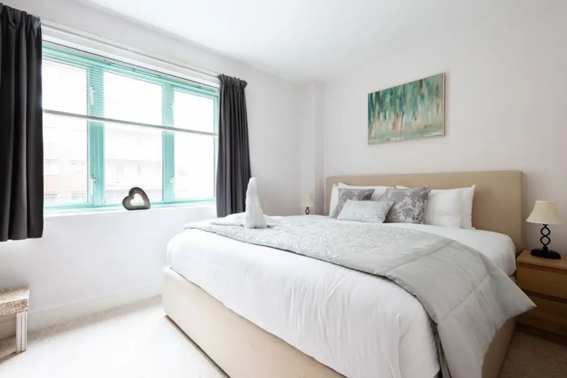Platinum Apartment in West London 9955 — комфортный отель в Лондоне
