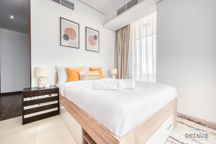 Homely 1BR at The Matrix Dubai Sports City by Deluxe Holiday Homes — отель с удобствами в Дубае