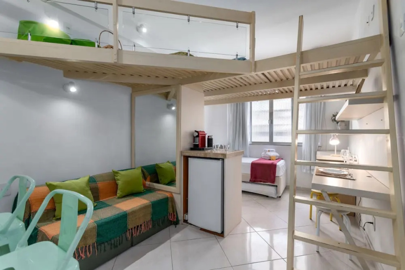 1 Minute From Copacabana Beach A923 — отель с удобным расположением в Рио
