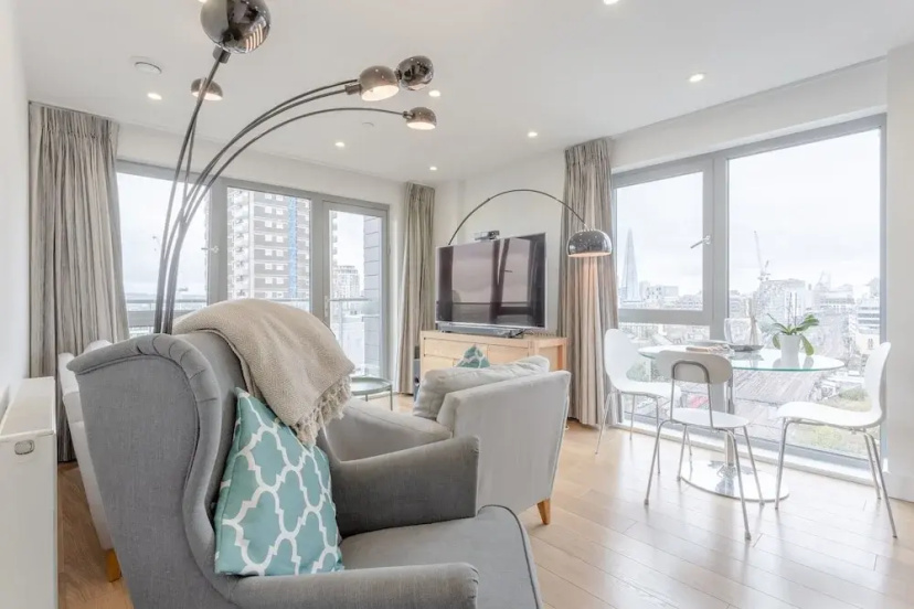 Modern 1 Bedroom Apartment With Stunning London Views — отель в Лондоне, Соединенное Королевство