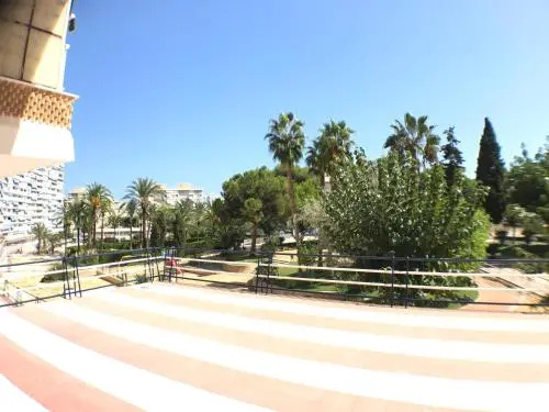Apartamentos Club del Mar San Juan Beach — отель в Аликанте, Испания