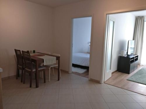 Invalidovna Apartment — отель в Праге, Чешская Республика
