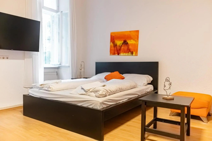 Chic Apartment - Very Central and Well Connected — отель с удобствами в вене