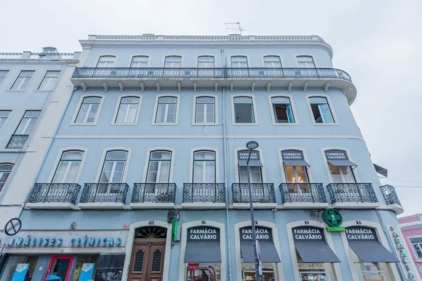 C&O Guest House Lisbon 3 — отель в Лиссабоне, Португалия