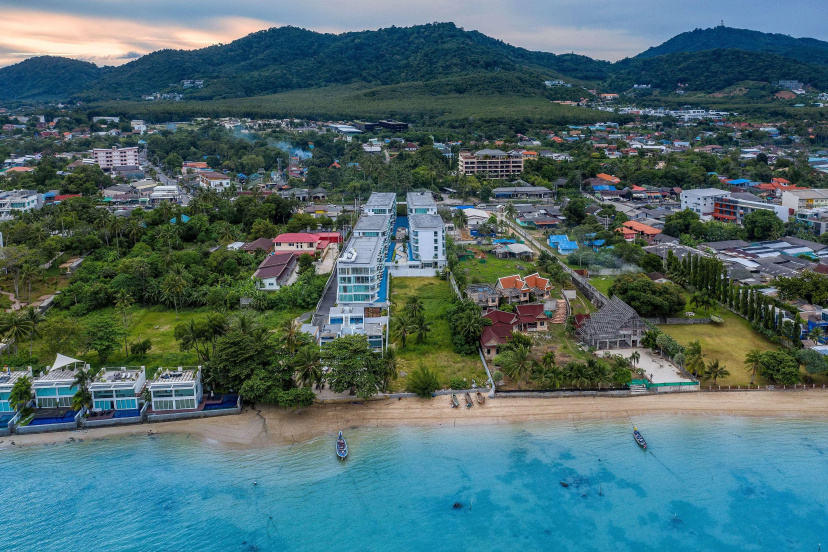 The Beachfront Hotel Phuket - Hotel in Rawai - Photo 1