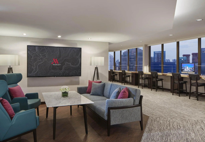 Цены на Singapore Marriott Tang Plaza Hotel в Сингапур