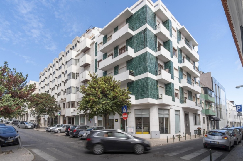 LV Premier Amoreiras AM3 Modern Space AC Lift — забронировать отель в Лиссабоне