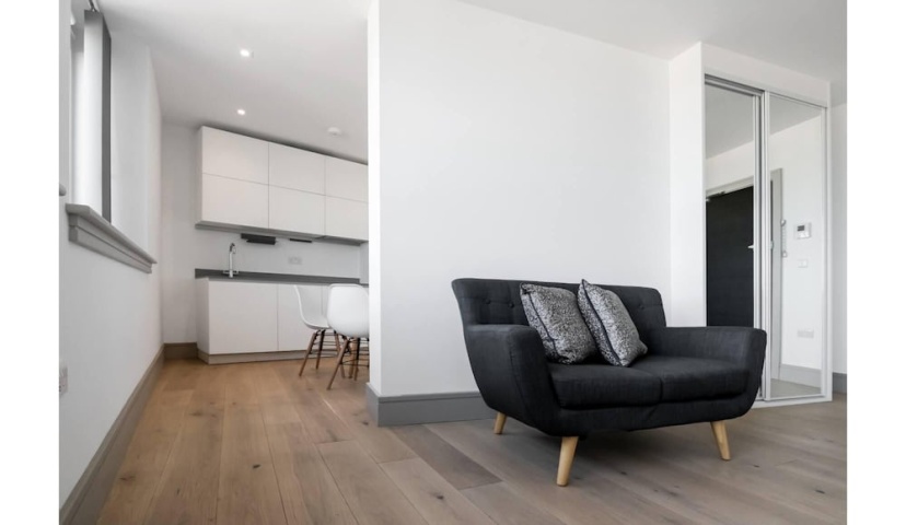 Finchley Modern Apartment - 1 Bedroom With Balcony — отель в Лондоне, Соединенное Королевство