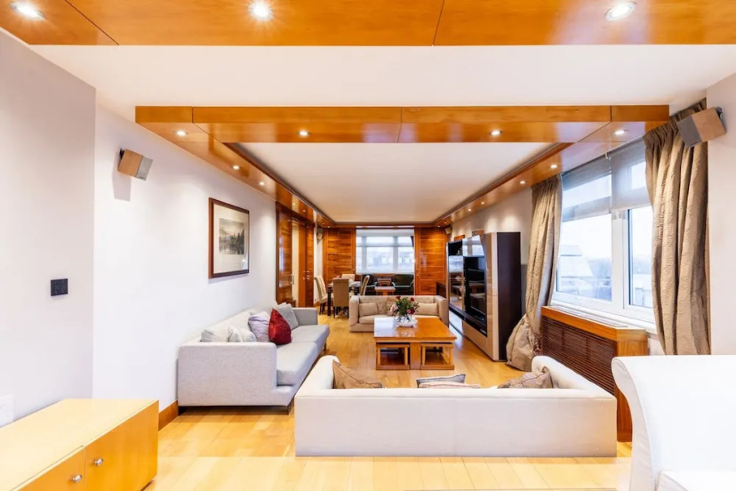 Mayfair Deluxe Apartment — отзывы гостей и цены