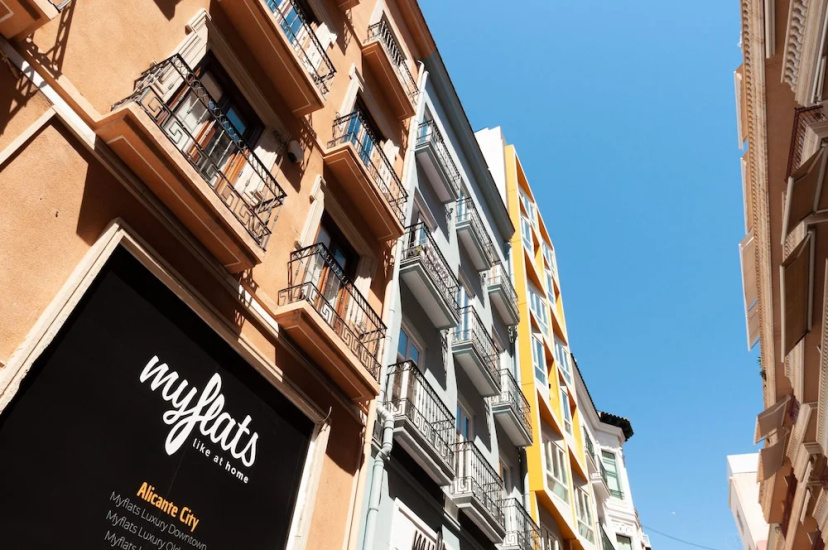 Myflats Luxury Bailen 4 — отель в Аликанте, Испания