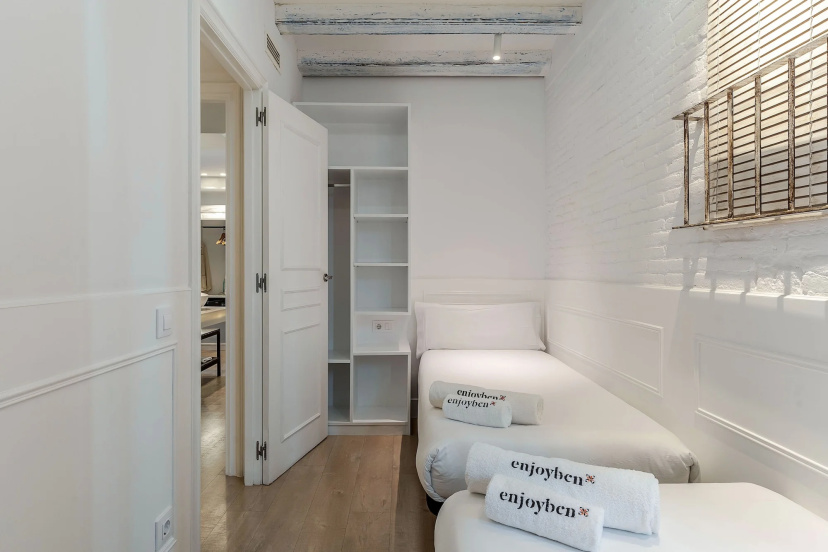 Enjoybcn Colon Apartments — отель в Барселоне, Испания
