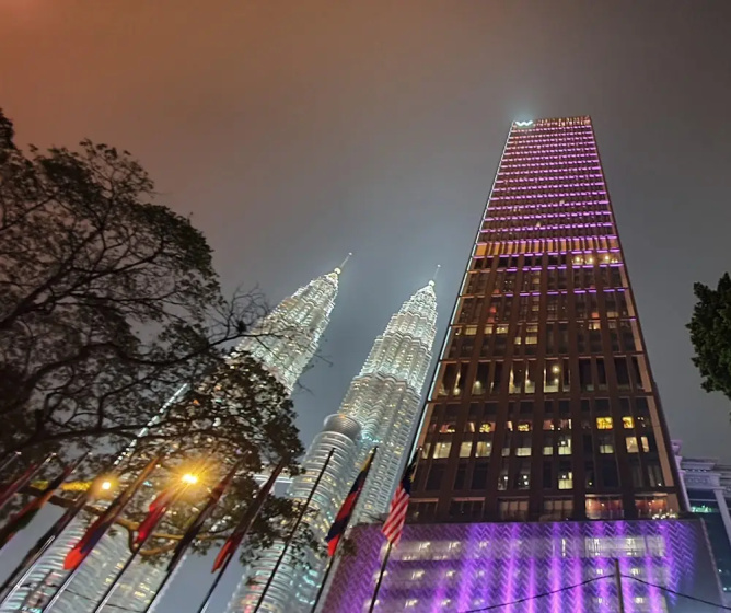 Tropicana World The Residence KLCC — отель с удобствами в Куала-Лумпуре